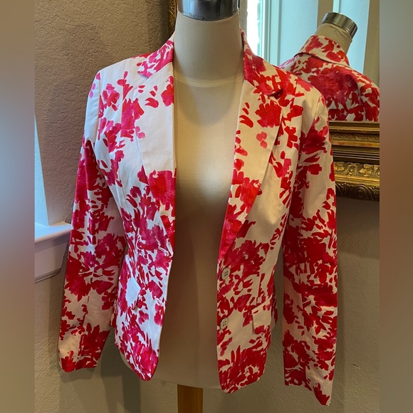 7th Avenue New York & Company Suiting Collection Magenta and Cream Floral Jacket - Picture 2 of 8